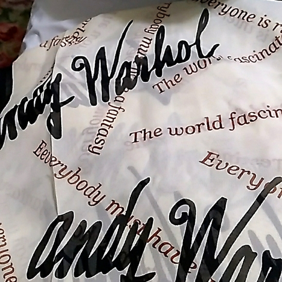 Gorgeous 100% Silk Scarf by Andy Warhol New in package FINAL PRICE - Picture 1 of 4